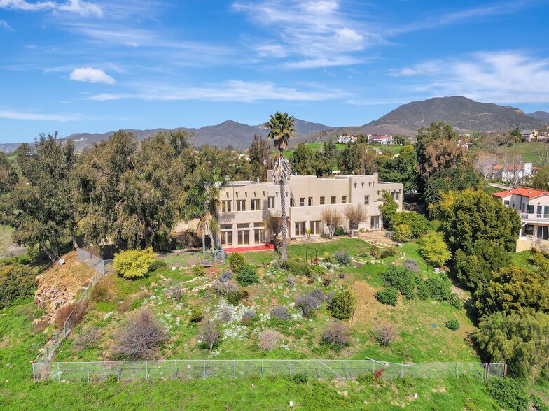 28811 Pacific Coast Hwy, Malibu, CA à louer - Photo de l’immeuble – Image 1 sur 10