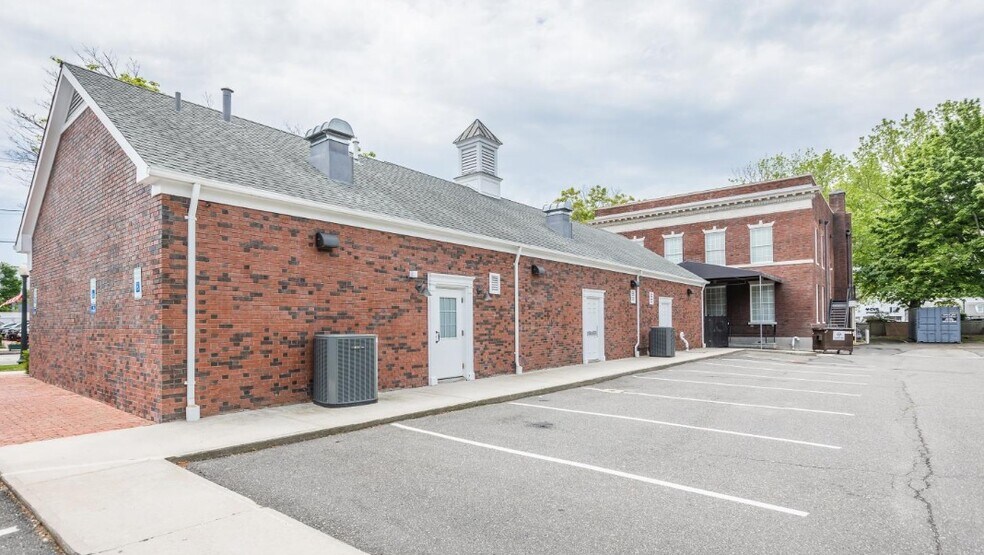 1 Hampton Rd, Southampton, NY à vendre - Photo de l’immeuble – Image 2 sur 32