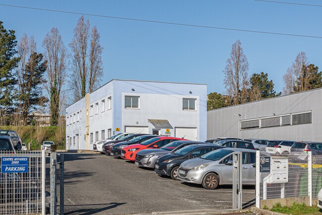 Plus de détails pour 14 Rue Condorcet, Cenon - Bureau à louer