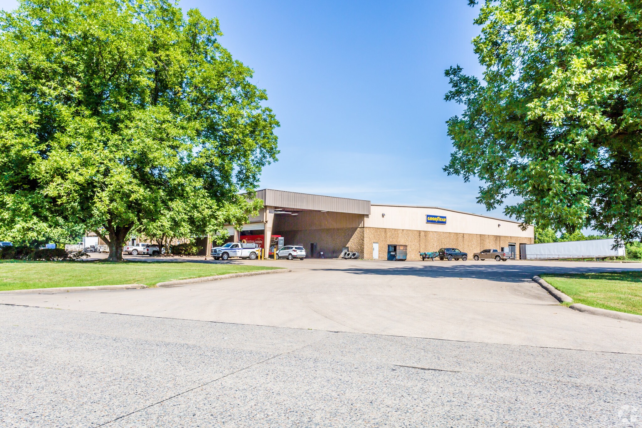 7510 Fluid Dr, Little Rock, AR à louer Photo principale– Image 1 sur 5