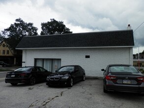 8232 West Chester Pike, Upper Darby Township, PA à louer Photo intérieure– Image 1 sur 4