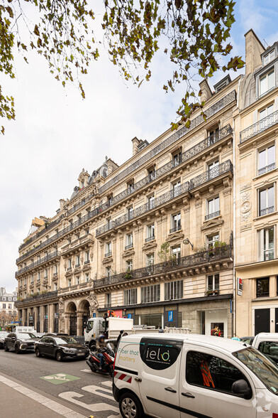 Bureau dans Paris à louer - Photo de l’immeuble – Image 2 sur 9