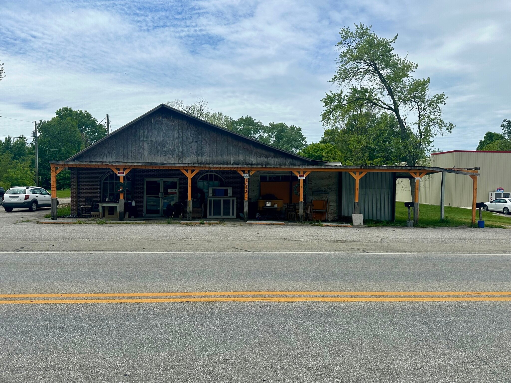 1025 Highway 150 NE, Palmyra, IN à vendre Photo de l’immeuble– Image 1 sur 12
