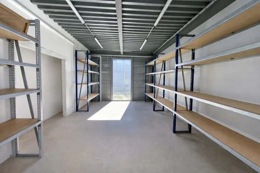 Local d’activités dans Anglet à louer - Photo intérieure – Image 3 sur 6