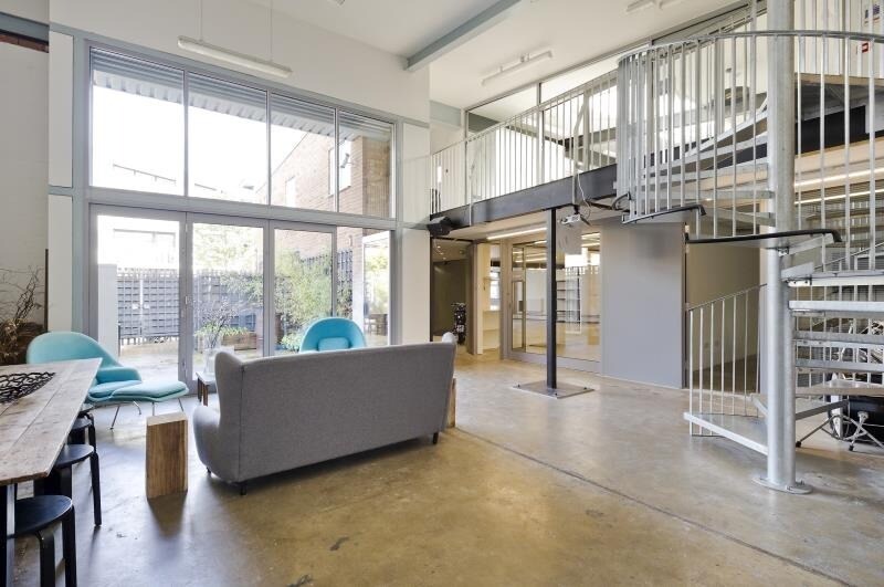 Latimer Rd, Londres, LND W10 6RQ - Lot 11 -  - Photo intérieure - Image 1 of 8
