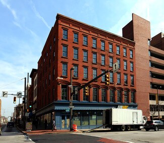 Plus de détails pour 220 W Baltimore St, Baltimore, MD - Logement à vendre