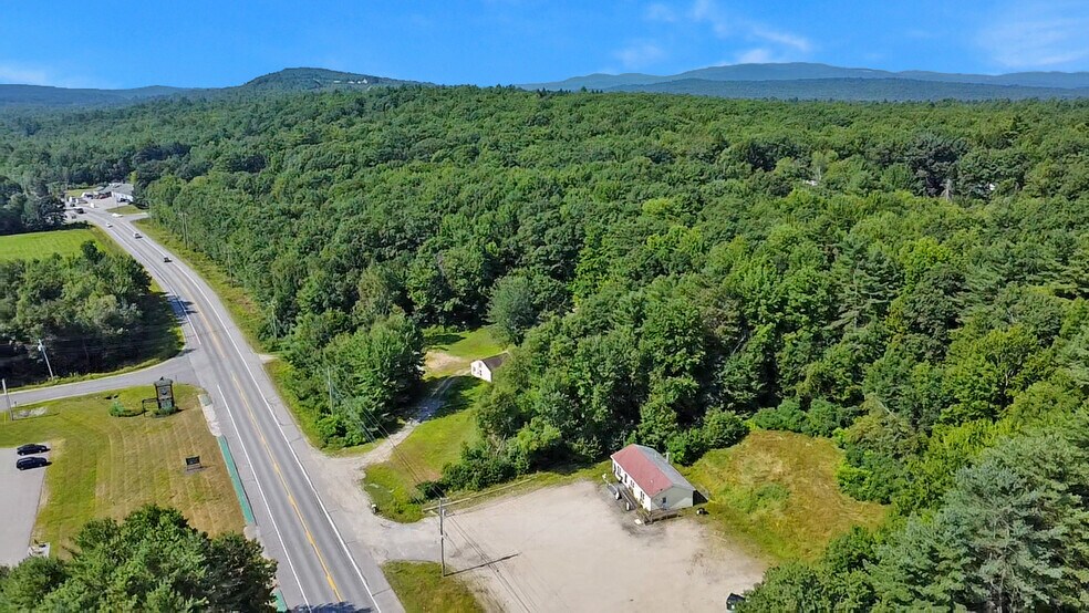 1808 Auburn Rd, Turner, ME à vendre - Photo principale – Image 1 sur 9