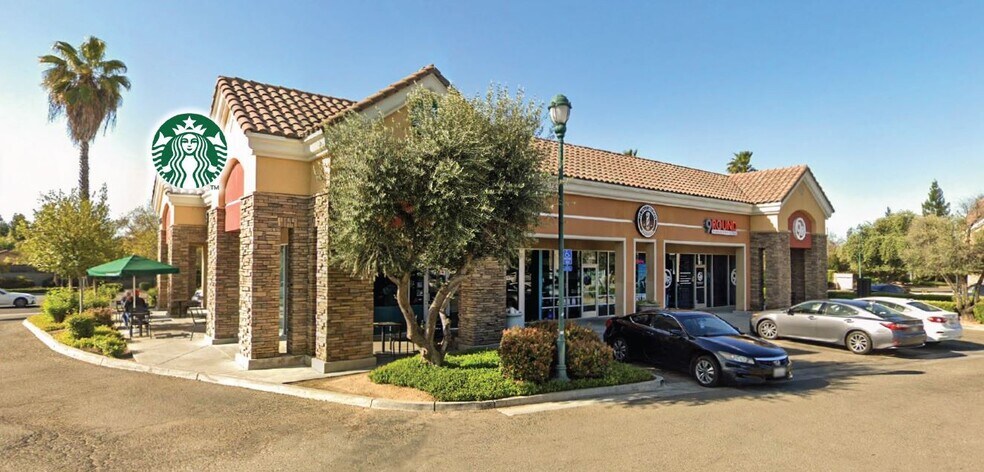 9505-9525 N Sommerville Dr, Fresno, CA à louer - Photo de l’immeuble – Image 2 sur 4