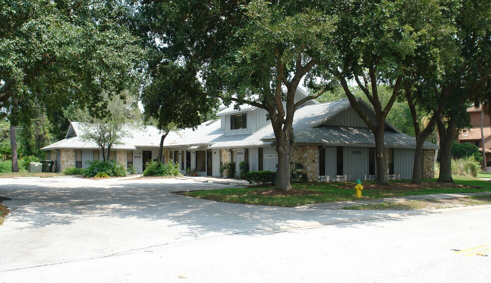 200 Forest Lake Blvd, Daytona Beach, FL à louer - Photo principale – Image 1 sur 30