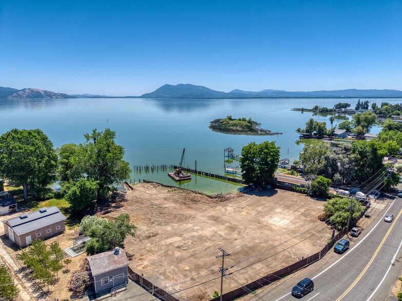 4270 Lakeshore Blvd, Lakeport, CA à vendre - Photo de l’immeuble – Image 3 sur 11