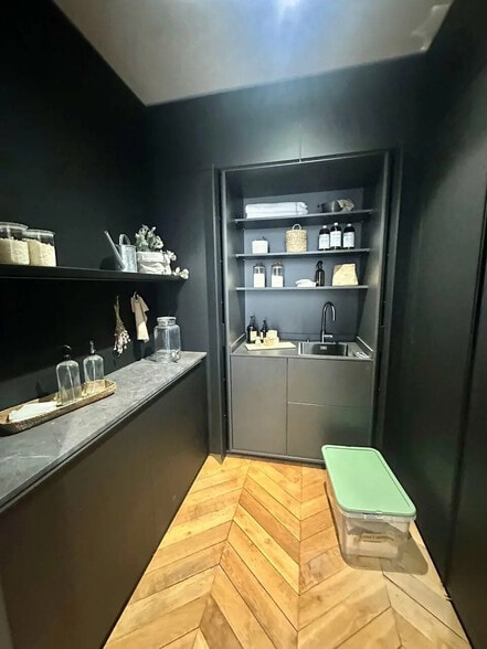 Bureau dans Paris à louer - Photo de l’immeuble – Image 3 sur 5