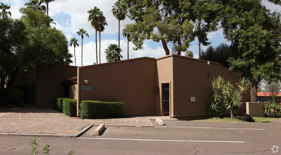 2043 E Southern Ave, Tempe, AZ à louer - Photo de l’immeuble – Image 3 sur 4