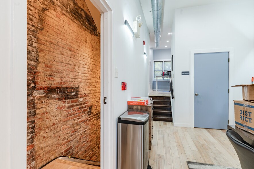 319 Bainbridge St, Philadelphia, PA à louer - Photo intérieure – Image 2 sur 21
