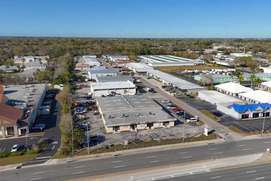 4107 Clark Rd, Sarasota, FL à vendre - Photo de l’immeuble – Image 3 sur 25
