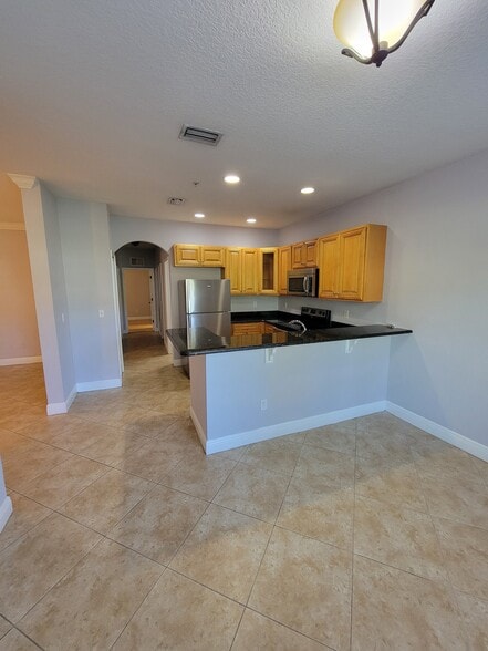 3701-3729 S Lake Orlando Pky, Orlando, FL à vendre - Photo de l’immeuble – Image 2 sur 22