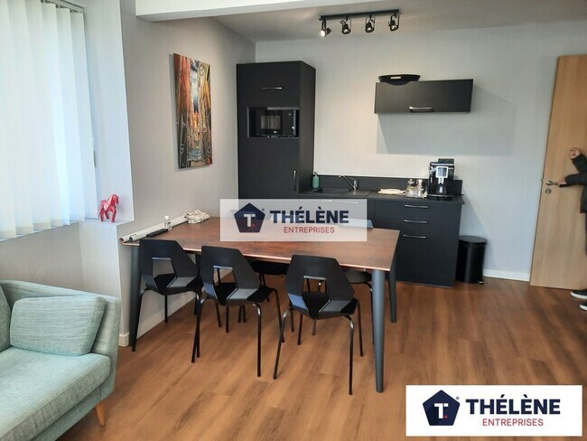 Plus de détails pour Bureau à vendre