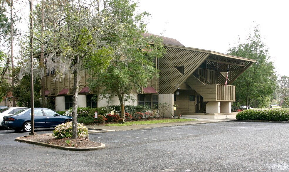 8421 Baymeadows Way, Jacksonville, FL à vendre - Photo de l’immeuble – Image 2 sur 12