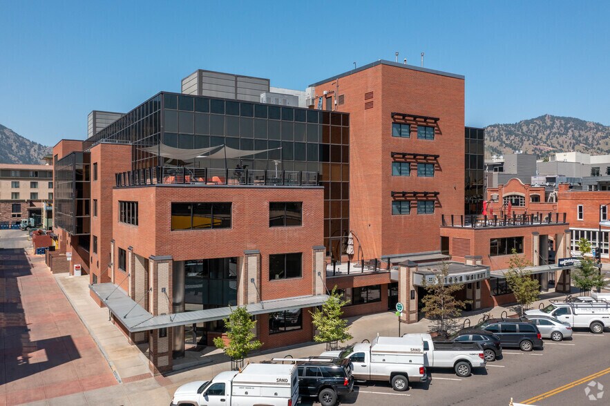 1050 Walnut St, Boulder, CO à louer - Photo de l’immeuble – Image 2 sur 15