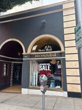 363-371 N Camden Dr, Beverly Hills, CA à louer Photo de l’immeuble– Image 1 sur 5