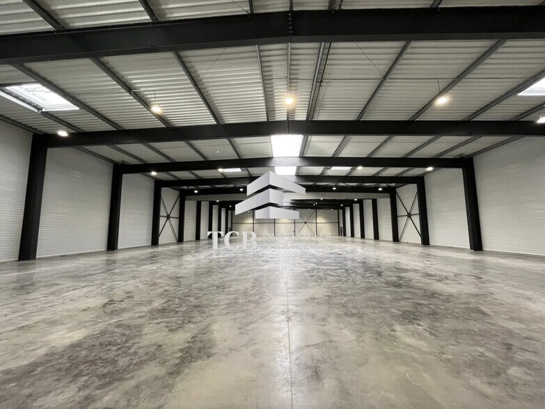 Local d’activités dans Saint-Aignan-Grandlieu à louer - Photo intérieure – Image 2 sur 5