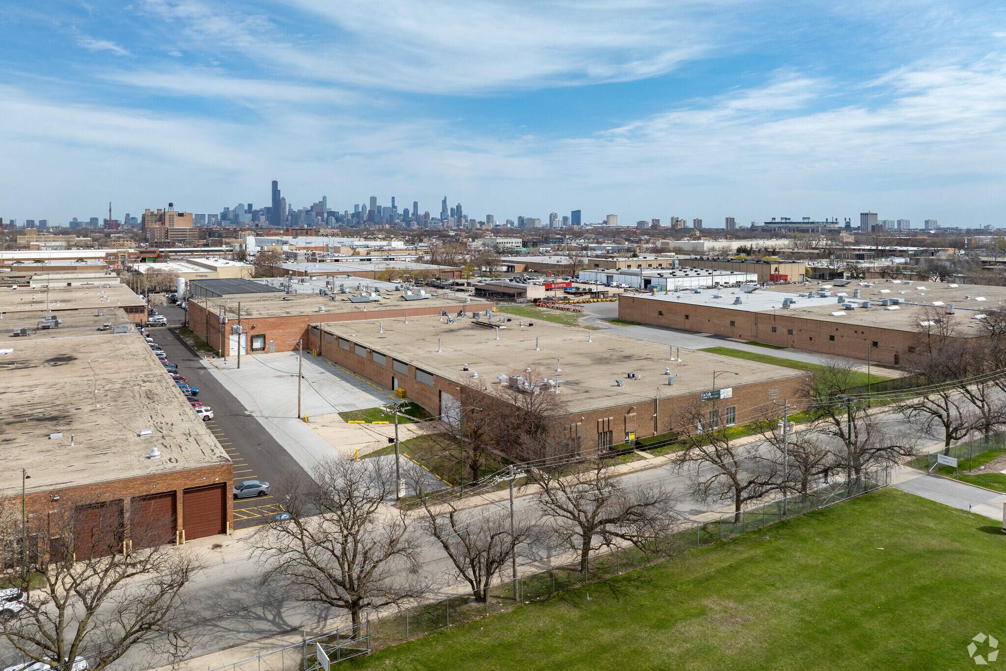 1120 W Exchange Ave, Chicago, IL à louer Aérien– Image 1 sur 10