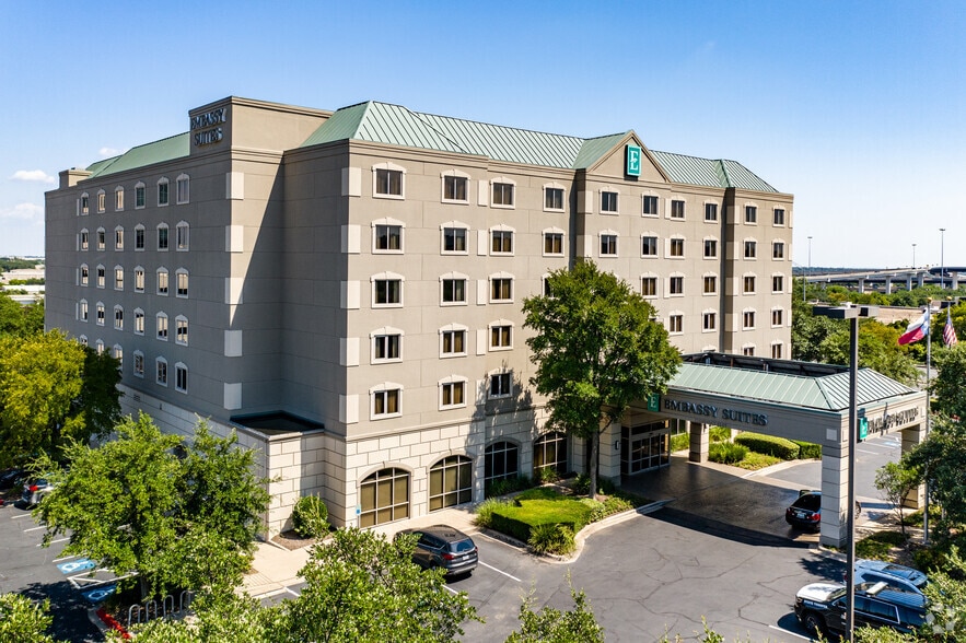 Texas Embassy Suites portefeuille de 3 biens à vendre sur LoopNet.fr - Photo principale – Image 3 sur 3
