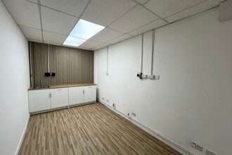 Lustleigh Close, Exeter à louer Photo intérieure– Image 2 sur 4