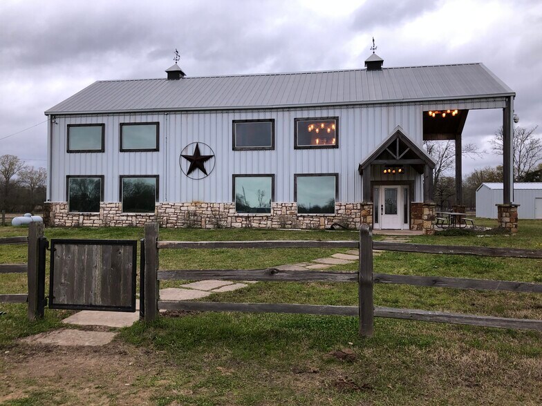 608 Farm to Market 1818 rd, Diboll, TX à vendre - Photo de l’immeuble – Image 2 sur 6