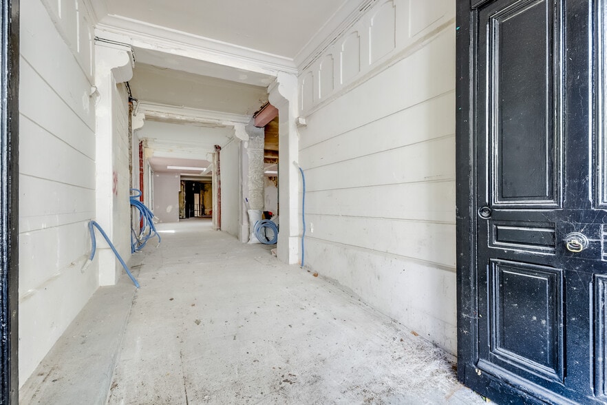 58 Rue Guy Môquet, Paris à louer - Photo de l’immeuble – Image 1 sur 11