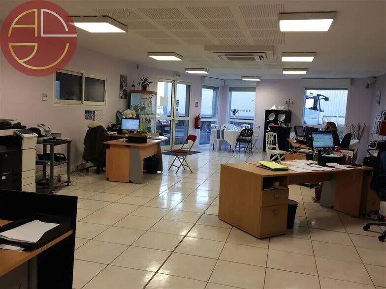 Industriel/Logistique dans Tournefeuille à louer - Photo de l’immeuble – Image 3 sur 11