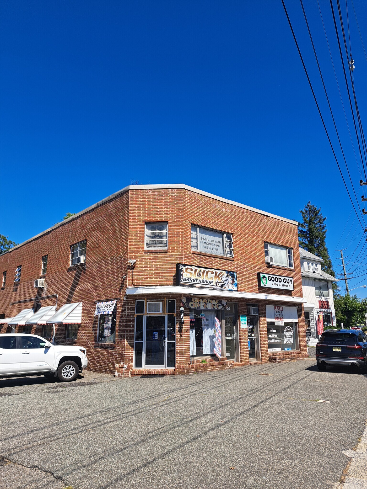 705-711 Raritan Ave, Highland Park, NJ à louer Photo de l’immeuble– Image 1 sur 6