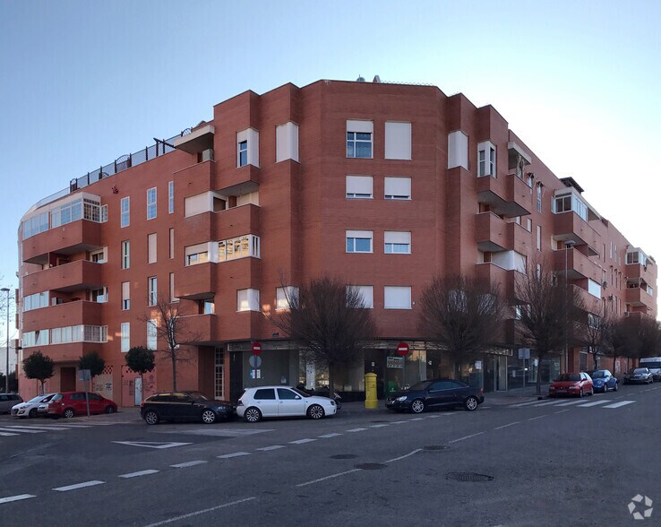Local commercial dans Arganda del Rey, Madrid à louer - Photo de l’immeuble – Image 2 sur 2