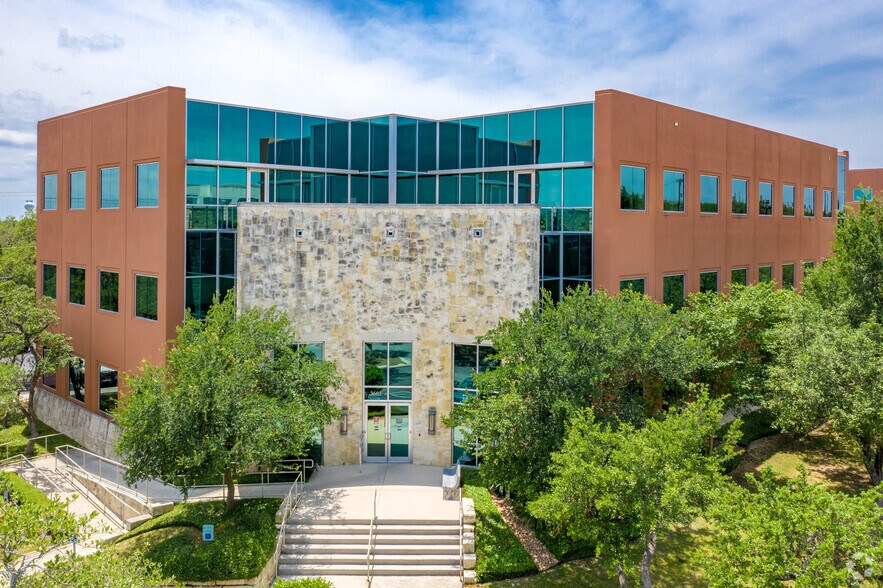 3603 Paesanos Pky, San Antonio, TX à louer - Photo de l’immeuble – Image 2 sur 6