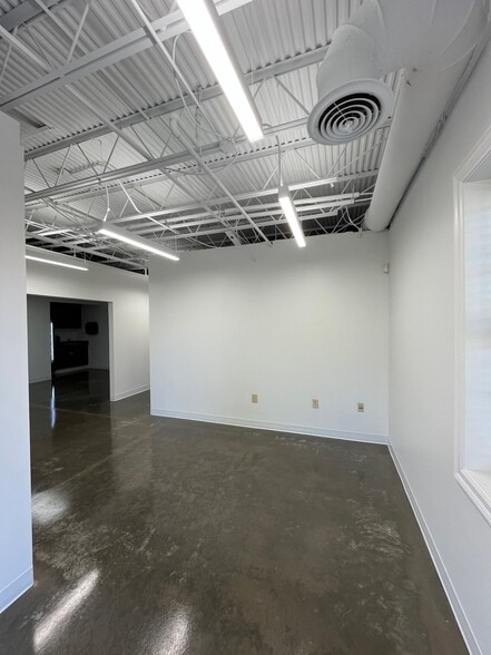 106 Duke St, Ashland City, TN à louer - Photo intérieure – Image 3 sur 11