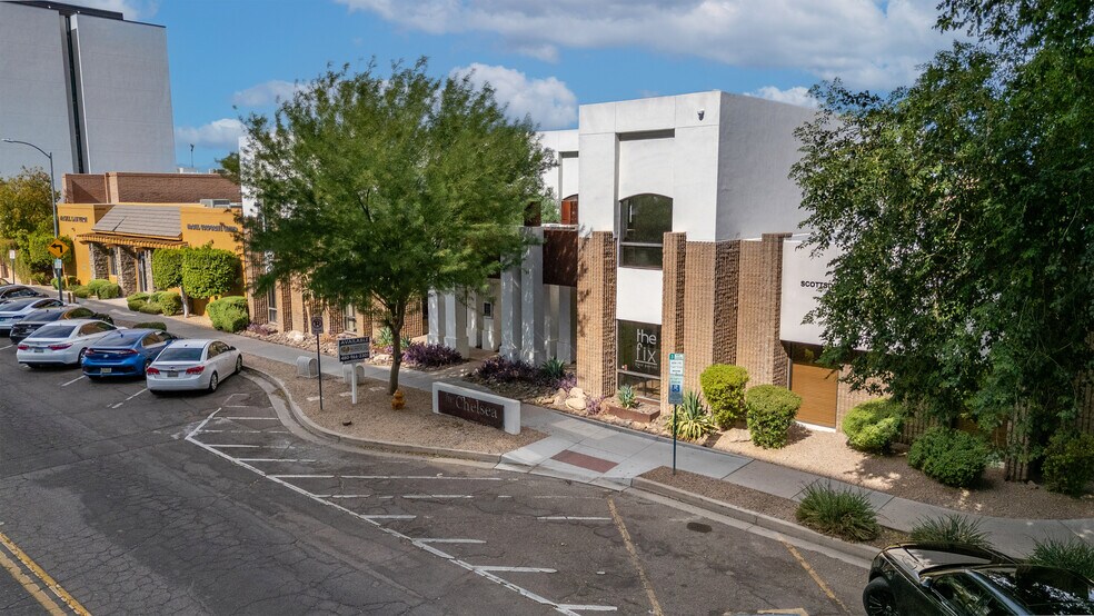 4385 N 75th St, Scottsdale, AZ à louer - Photo de l’immeuble – Image 2 sur 5