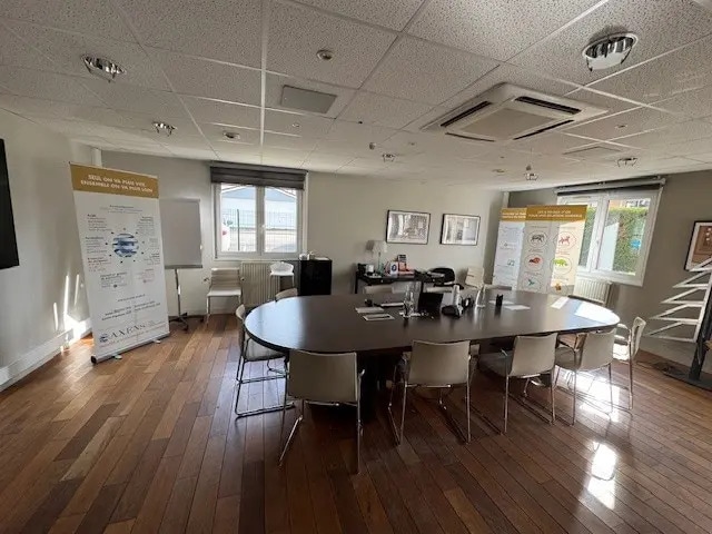 Bureau dans Andrézieux-Bouthéon à vendre Photo de l’immeuble– Image 1 sur 7