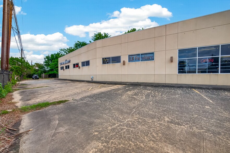 9223 Bissonnet St, Houston, TX à vendre - Photo de l’immeuble – Image 3 sur 22
