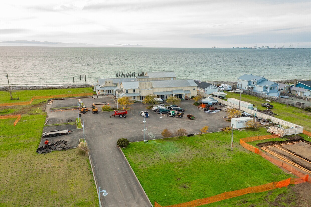 755 Marine Dr, Point Roberts, WA à vendre Photo principale– Image 1 sur 5