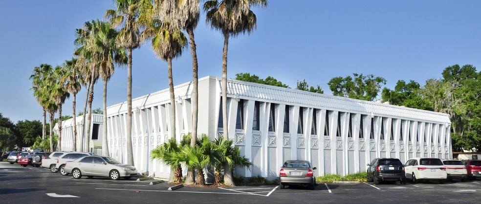 1200 N Central Ave, Kissimmee, FL à louer - Photo de l’immeuble – Image 2 sur 40