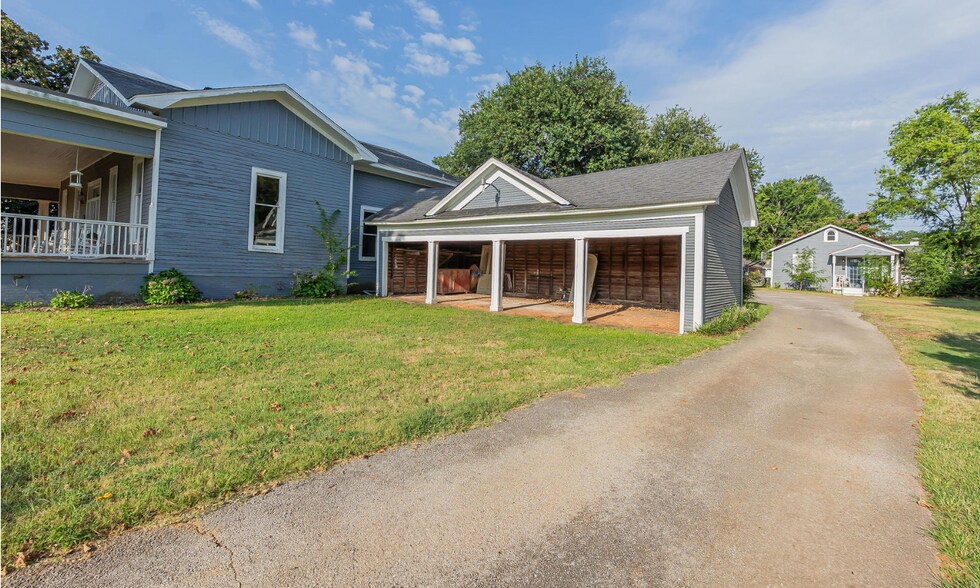 709 S Bois D Arc Ave, Tyler, TX à vendre - Photo de l’immeuble – Image 3 sur 13