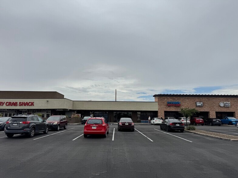 2722-2760 Alma School Rd, Mesa, AZ à louer - Photo de l’immeuble – Image 2 sur 24