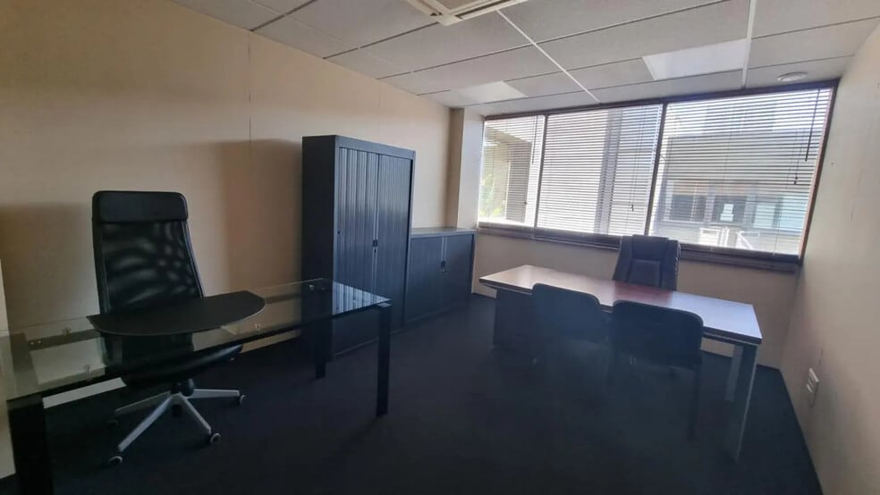 Bureau dans Bruges à vendre - Photo intérieure – Image 2 sur 5