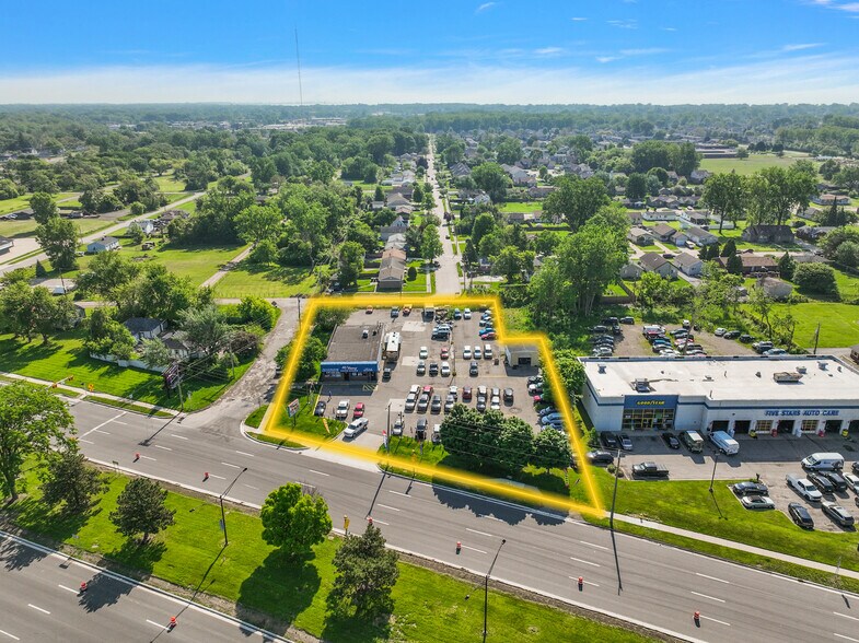 34470 Gratiot Ave, Clinton Township, MI à vendre - Photo de l’immeuble – Image 3 sur 10