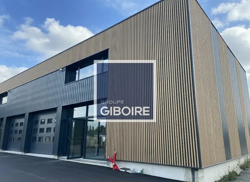 Industriel/Logistique dans Saint-Gilles à louer - Photo de l’immeuble – Image 3 sur 18