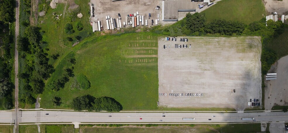 200 Keil Dr S, Chatham, ON à vendre - Photo de l’immeuble – Image 2 sur 7