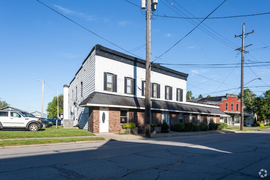 4196 Main St, Perry, OH à vendre - Photo principale – Image 1 sur 18