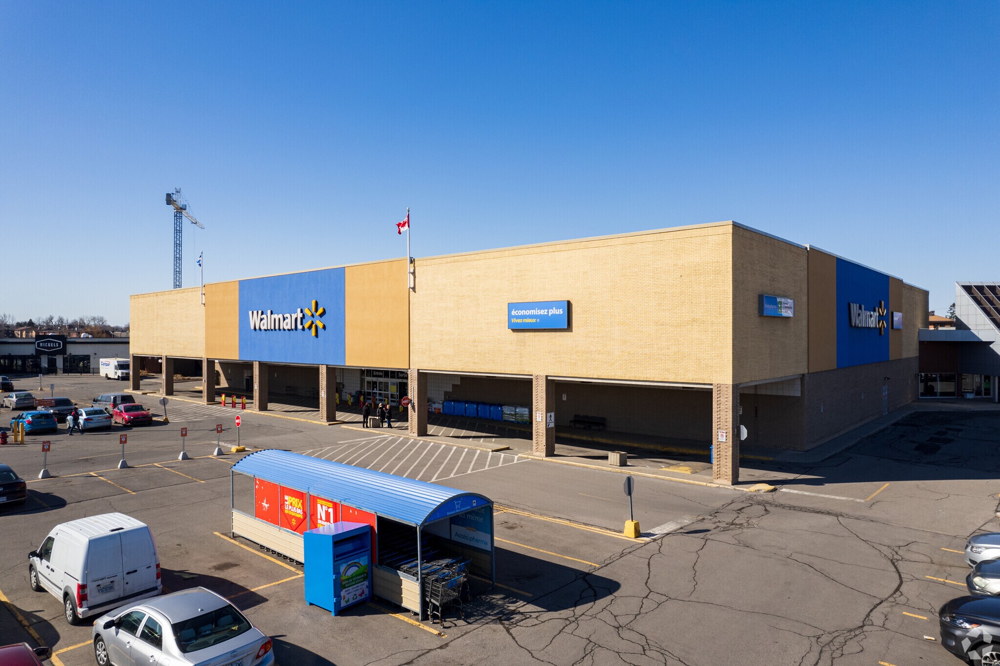 310-484 Av Dorval, Dorval, QC à louer Photo de l’immeuble– Image 1 sur 9