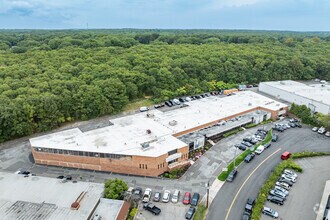 150-180 Dupont St, Plainview, NY - VUE AÉRIENNE  vue de carte