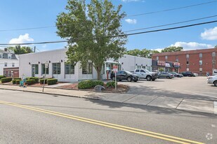 104-110 N Main St, Attleboro, MA à louer - Photo de l’immeuble – Image 2 sur 4