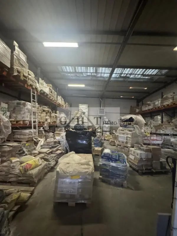 Industriel/Logistique dans Sevran à vendre Photo de l’immeuble– Image 1 sur 8